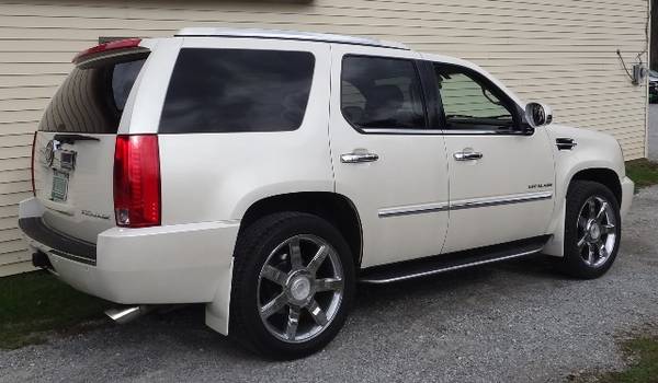 2010 Cadillac Escalade Premium 3rd ROW Used Cars Vermont at Ron s for sale in W. Rutland, Vt, VT – photo 6
