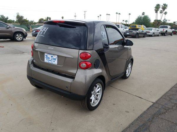 2009 smart Fortwo Pure FREE CARFAX ON EVERY VEHICLE for sale in Glendale, AZ – photo 4