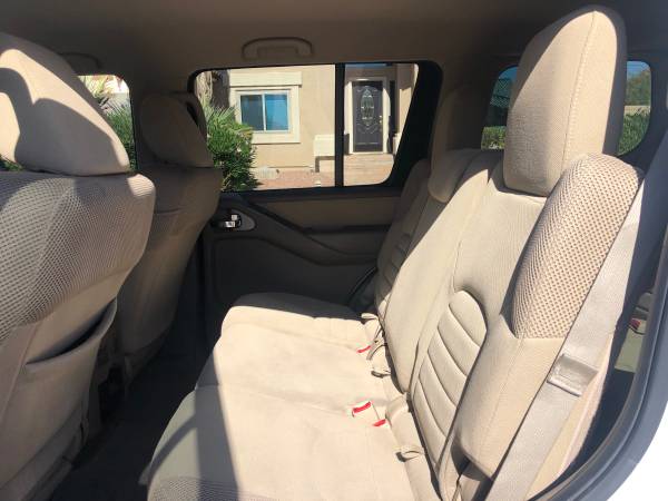 2012 Nissan Pathfinder S Sport Utility Excellent Condition for sale in Phoenix, AZ – photo 6