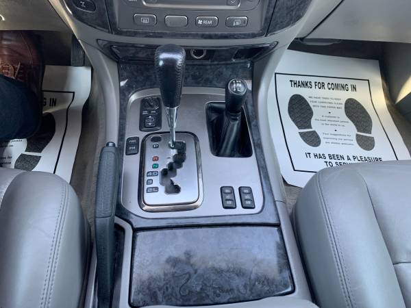 2007 Toyota Land Cruiser Navigation BackUp Camera Entertainment for sale in Jeffersonville, KY – photo 15