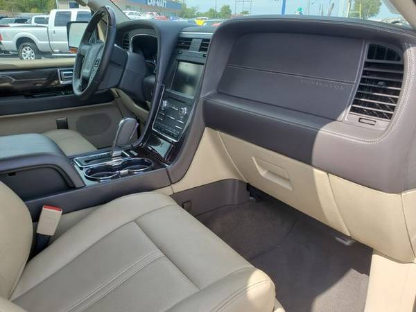 2015 Lincoln Navigator 4WD Sport Utility 4D Trades Welcome Financing A for sale in Harrisonville, MO – photo 21