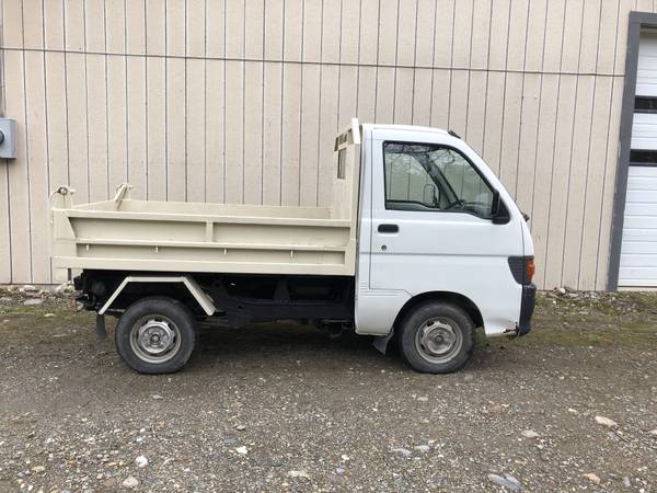 1996 Daihatsu Hijet Dump Mini Truck 4wd 5 Speed - - by for sale in alstead, NH – photo 6