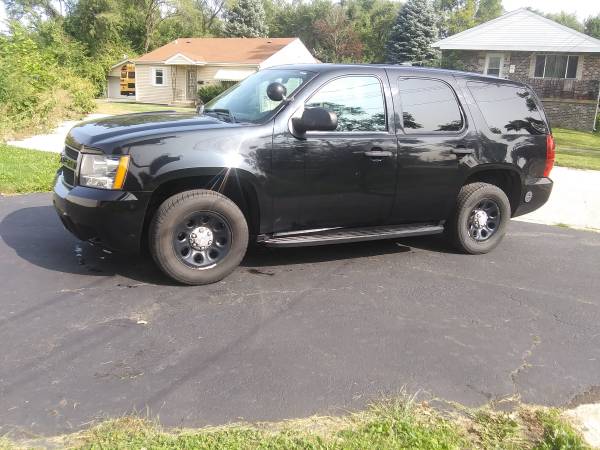 Tahoe Black, Police Package, Loaded, Runs Great, 1 Owner, Well for sale in Midlothian, IL – photo 2