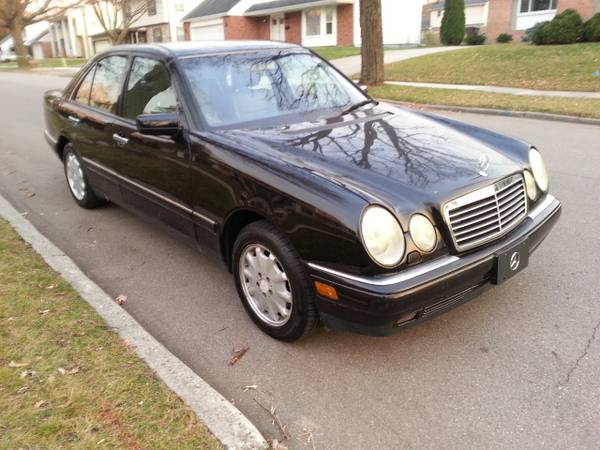 99 Mercedes Benz E320 4Matic 4WD HID Headlights Leather Moon... for sale in Lansing, MI – photo 2