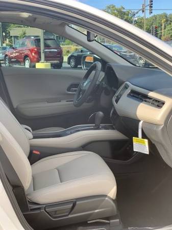 2019 Honda Hr-v Ex-l for sale in Grayslake, IL – photo 11
