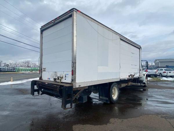 2016 International 4300 24 Box Truck w/Liftgate 4293 - cars & for sale in Coventry, RI – photo 3