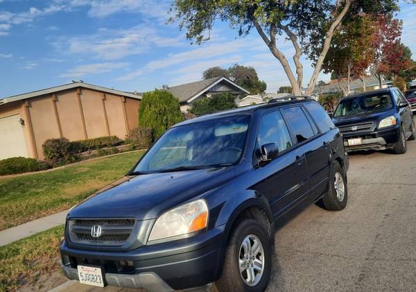 Honda Pilot AWD 3 seat row clean title NEEDS TRANS WORK - cars & for sale in Culver City, CA – photo 2