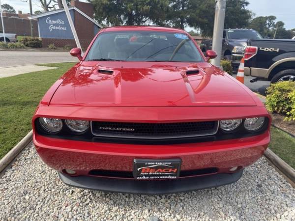 2013 Dodge Challenger SXT PLUS, WARRANTY, LEATHER, SUNROOF, HEATED... for sale in Norfolk, VA – photo 2