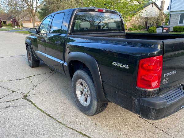 2011 Dodge Dakota Pickup 4WD In Very Good Condition for sale in Canton, OH – photo 2