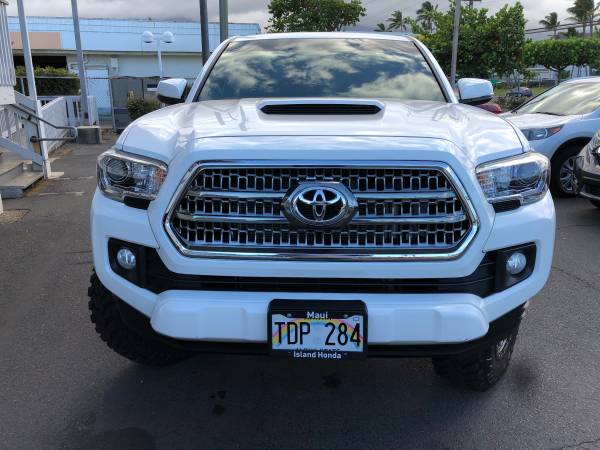 -2017 TOYOTA TACOMA-WE GOT PICKUPS! $0 DOWN (OAC)! OPEN LATE! for sale in Kahului, HI – photo 6