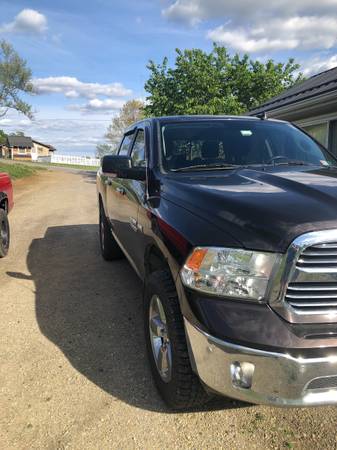 2016 Dodge Ram 1500 clean for sale in Vandergrift, PA – photo 3