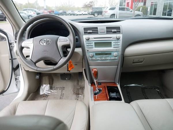 2008 Toyota Camry XLE - - by dealer - vehicle for sale in Burnsville, MN – photo 20