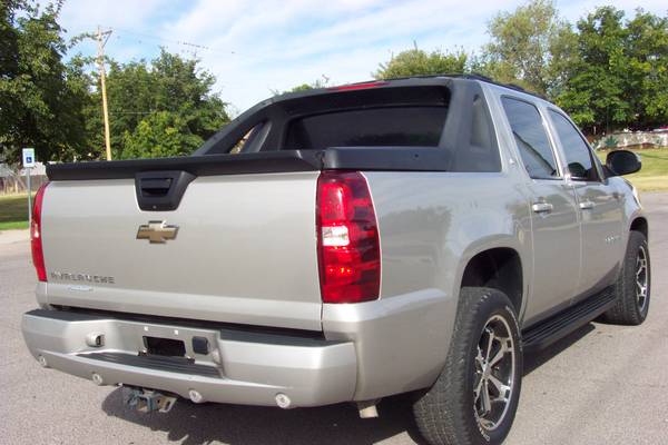 2009 CHEVY AVALANCHE LT - cars & trucks - by dealer - vehicle... for sale in Las Cruces, NM – photo 7