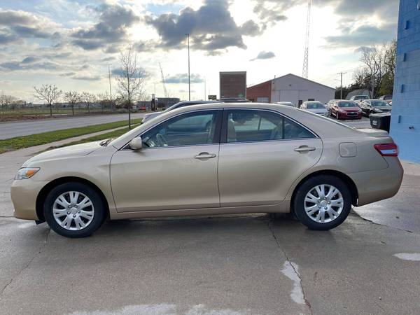 2011 Toyota Camry LE - - by dealer - vehicle for sale in Lincoln, NE – photo 6