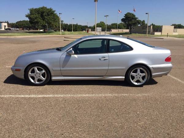 2002 Mercedes Benz CLK430 - Low miles - cars & trucks - by dealer -... for sale in Lubbock, TX – photo 5
