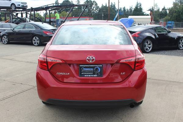 2018 Toyota Corolla LE SEDAN for sale in Hillsboro, OR – photo 4