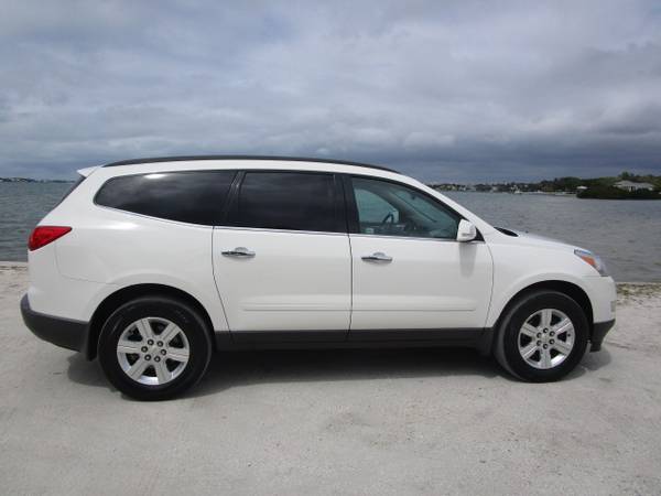 2011 CHEVROLET TRAVERSE LT ONE FL OWNED 7 PASS EXTRA NICE! - cars & for sale in Sarasota, FL – photo 6