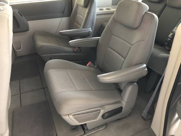 2010 Toyota Town & country - - by dealer - vehicle for sale in Boise, ID – photo 7