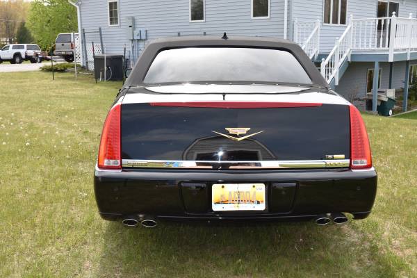 REDUCED $6K ONE-OF-A-KIND CADILLAC DTS SPECIAL EDITION GOLD VINTAGE for sale in Ontonagon, MN – photo 7