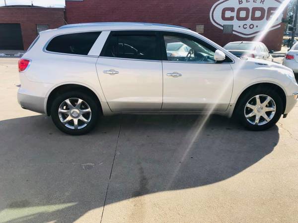 2008 BUICK ENCLAVE CXL - cars & trucks - by dealer - vehicle... for sale in Lincoln, NE – photo 4