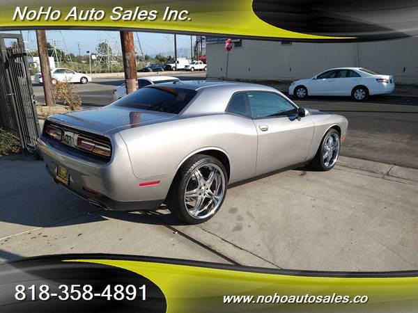 2015 Dodge Challenger SXT - cars & trucks - by dealer - vehicle... for sale in North Hollywood, CA – photo 5