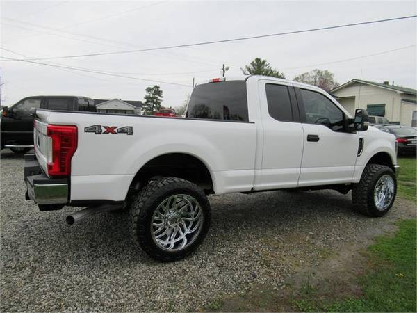 2018 FORD F250 SUPER DUTY XLT, White APPLY ONLINE for sale in Summerfield, SC – photo 9