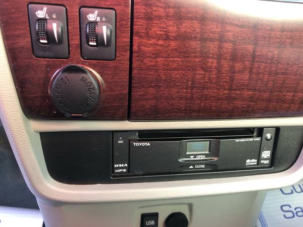 2011 Toyota Sienna XLE Premium - cars & trucks - by owner - vehicle... for sale in Haymarket, District Of Columbia – photo 4