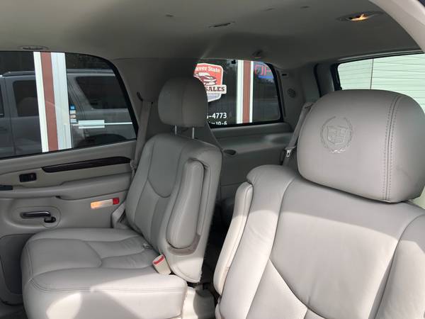 One Owner 2003 Cadillac Escalade AWD Leather Extra Low Miles for sale in Albany, OR – photo 16