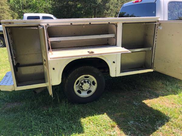 2007 Chevrolet Silverado 2500 Utility bed for sale in Other, NC – photo 8