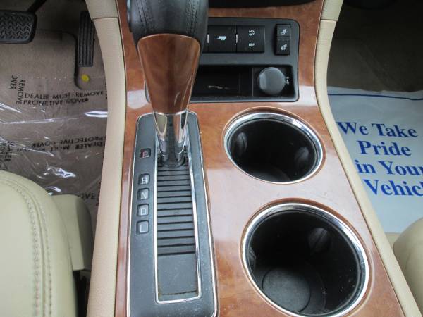 EON AUTO SATURN OUTLOOK LOADED THIRD ROW LEATHER FINANCE $1295 DOWN... for sale in Sharpes, FL – photo 20