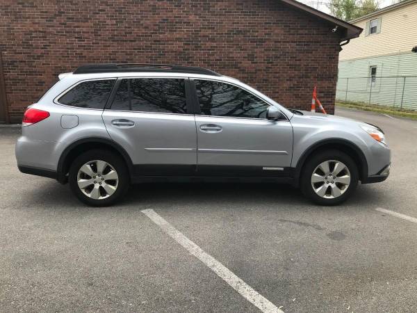 2012 Subaru Outback 2 5i AWD 4dr Wagon CVT - Wholesale Cash Prices for sale in Louisville, KY – photo 2