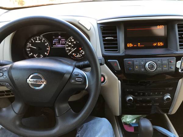 2016 Nissan Pathfinder - cars & trucks - by owner - vehicle... for sale in Indianapolis, IN – photo 9