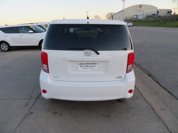 2012 Scion XB... 205,000 Miles... $2,800 - cars & trucks - by dealer... for sale in Waterloo, IA – photo 4