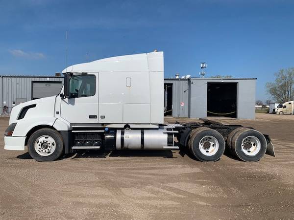 2012 Volvo VNL64T630 Sleeper Tractor #82048 - cars & trucks - by... for sale in Fond Du Lac, WI – photo 5