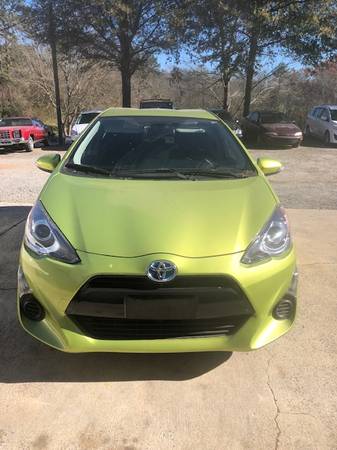 2015 Toyota Prius c - cars & trucks - by dealer - vehicle automotive... for sale in Hickory, NC – photo 2