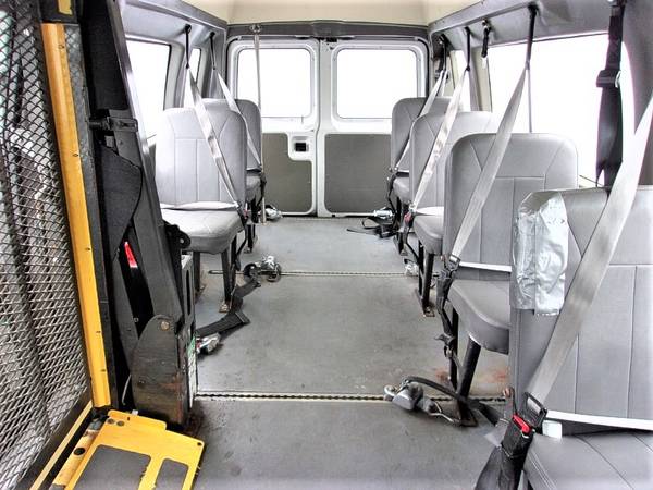 2008 FORD E 250 SUPER DUTY EXTENDED WHEELCHAIR VAN HANDICAP - cars & for sale in Brentwood, NH – photo 20