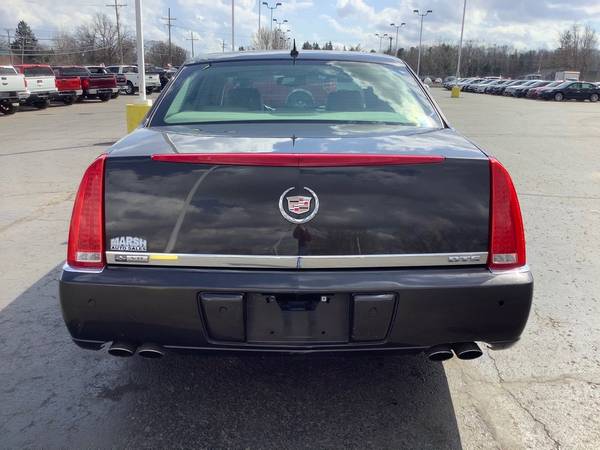 Loaded! 2008 Cadillac DTS! Great Price! - - by dealer for sale in Ortonville, MI – photo 4