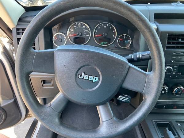 2010 Jeep Liberty RWD Sport FREE WARRANTY!!! **FREE CARFAX** - cars... for sale in Catoosa, AR – photo 15