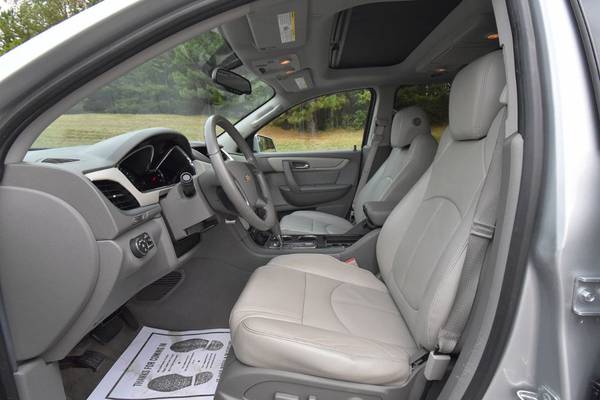 Loaded 2015 Chevrolet Traverse AWD LT ~ 3rd row ~ DVD ~ We finance for sale in Gardendale, AL – photo 13