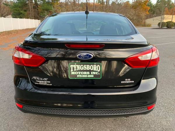 2014 Ford Focus Se - Automatic - 62K Low Miles - We Finance ! - cars... for sale in Tyngsboro, MA – photo 6