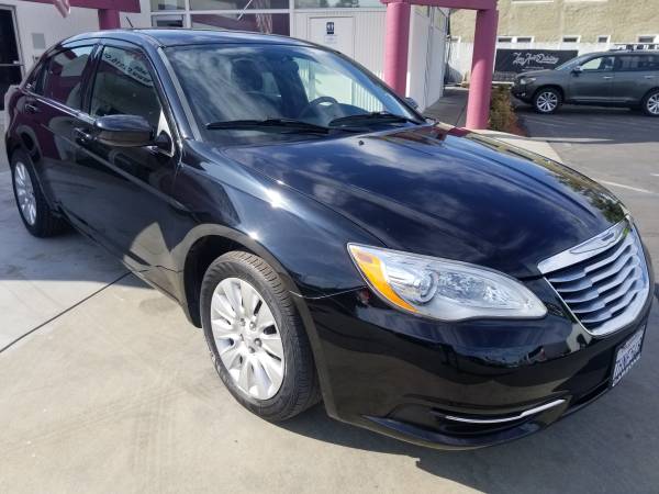 ///2013 Chrysler 200//49k Miles!//Gas Saver//Automatic//Very Clean/// for sale in Marysville, CA – photo 3