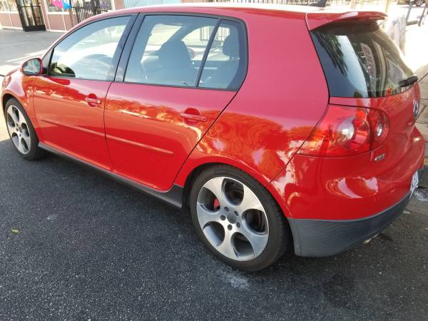 VW GOLF GTI 2.0 TURBO ONLY 65K MILES CLEAN TITLE for sale in Beverly Hills, CA – photo 3