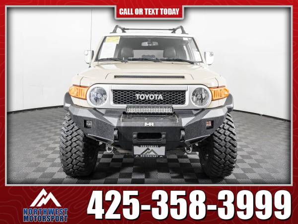 Lifted 2013 Toyota FJ Cruiser 4x4 - - by dealer for sale in Lynnwood, WA – photo 8