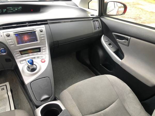2012 TOYOTA PRIUS - cars & trucks - by dealer - vehicle automotive... for sale in WEBSTER, NY – photo 8