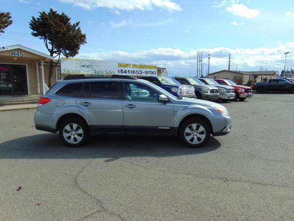 2011 SUBARU OUTBACK - - by dealer - vehicle automotive for sale in Eugene, OR – photo 2