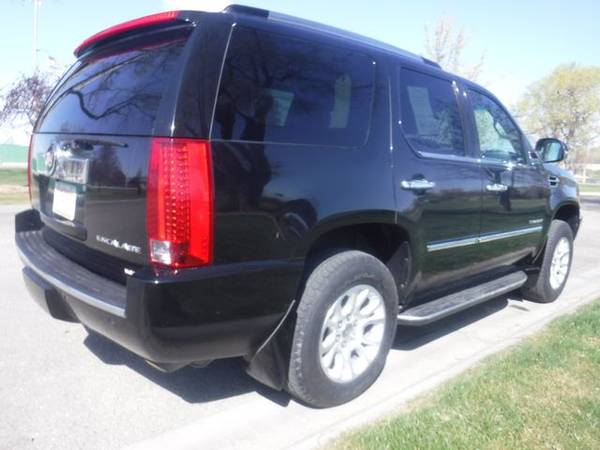 2010 Cadillac Escalade - All Wheel Drive - - by dealer for sale in Nampa, ID – photo 5
