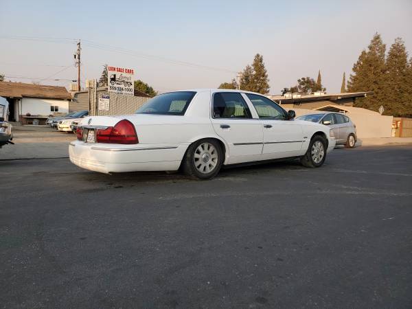 2003 Mercury Grand Marquis - cars & trucks - by owner - vehicle... for sale in Clovis, CA – photo 2