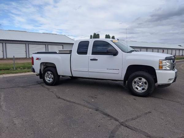 2011 Chevrolet Silverado 1500 LT Ext. Cab Long Box 4WD - cars &... for sale in Rush City, WI – photo 4