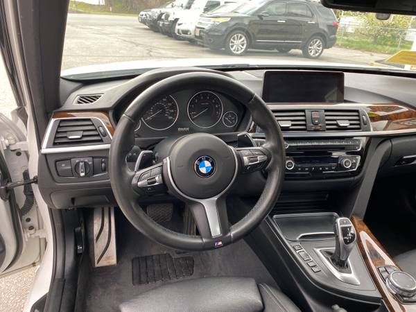 2016 BMW 3 Series XI - - by dealer - vehicle for sale in Dracut, MA – photo 23