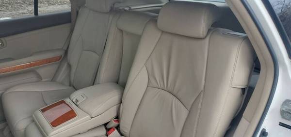 2005 Lexus RX330 , Pearl White, All Wheel Drive! Leather , Sunroof for sale in Spencerport, NY – photo 20